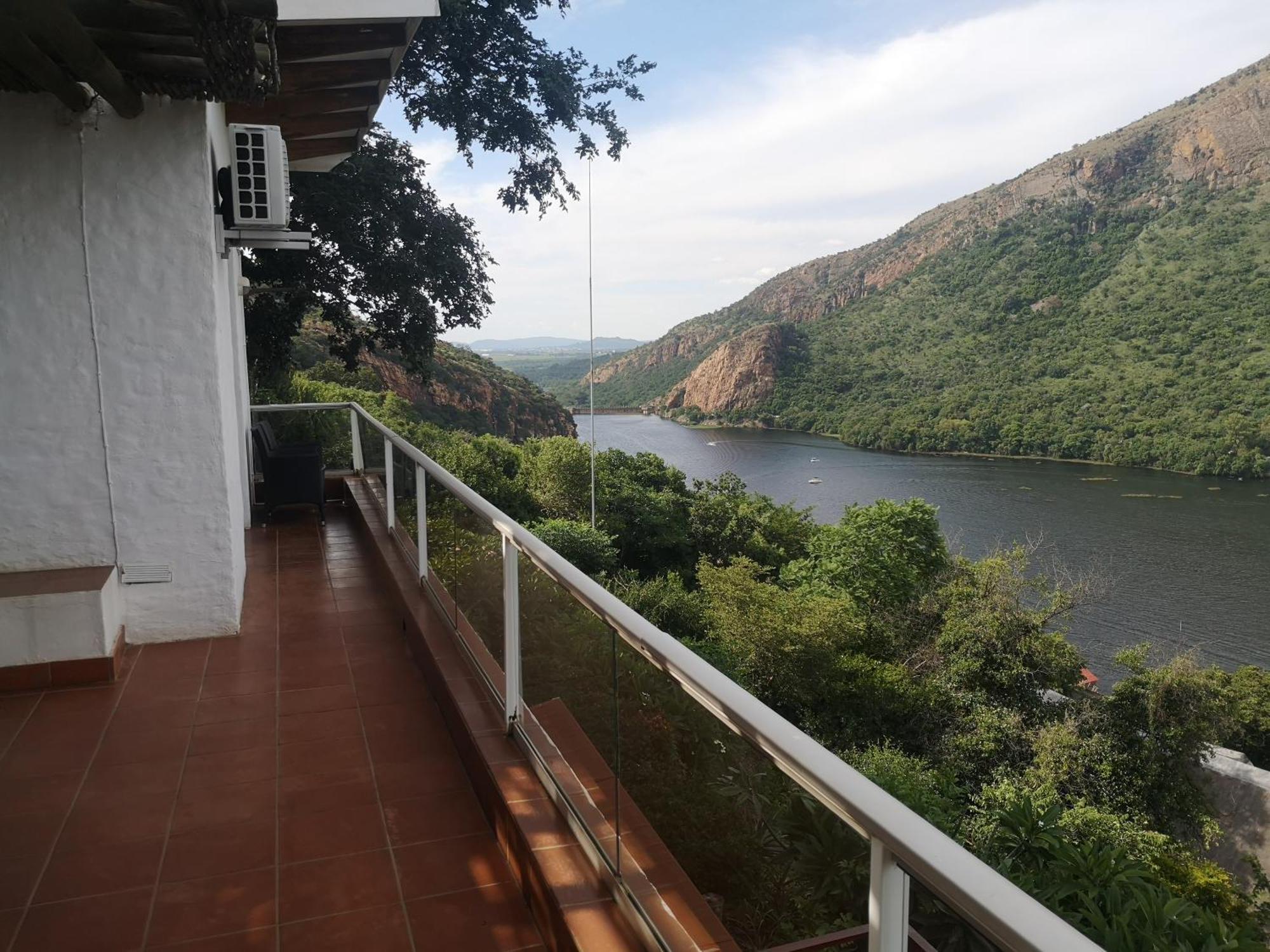 Letamong Bed and Breakfast Hartbeespoort Rum bild